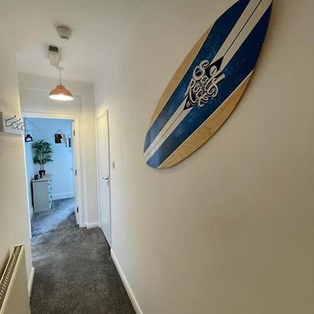 First Floor Apartment With Mountain Views Tywyn Bagian luar foto